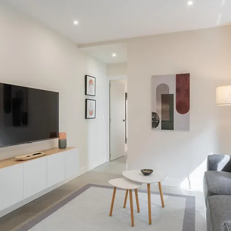 アパートホテル Cies Luxury Suitel Areosa 22 4*