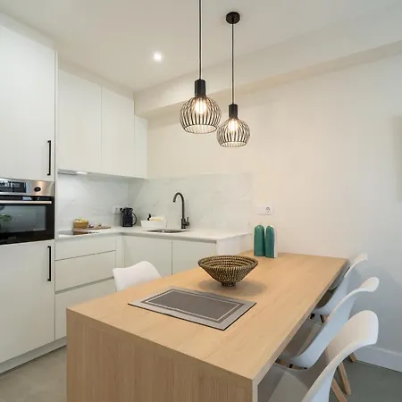 Cies Luxury Suitel Areosa 22 アパートホテル 4*