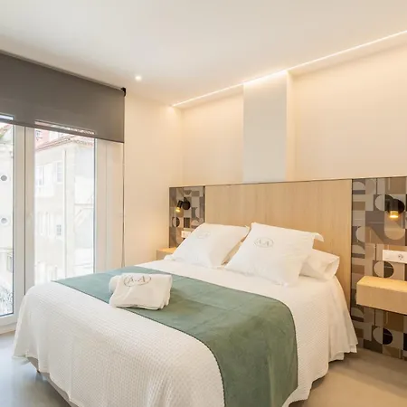 アパートホテル Cies Luxury Suitel Areosa 22 ヴィーゴ