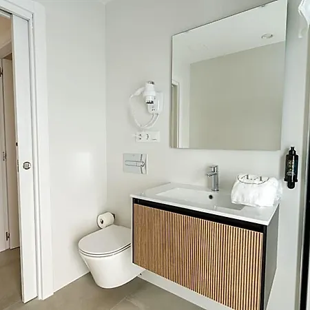 Cíes Luxury Suitel Areosa 22